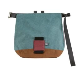 E9 Gulp C Chalk Bag 6 E9 Gulp C Chalk Bag -Climbing Equipment S21 ACC007 gulp c sagegreen front rsz 29282.1664410725