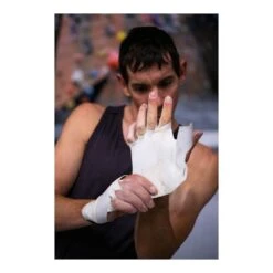 Black Diamond BD Crack Gloves -Climbing Equipment andyearl 12052019 aec 0029 rsz 31924.1626823257