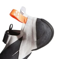 Five Ten Hiangle - Women's -Climbing Equipment ee9071 d1 ecom rsz 90957.1626823162